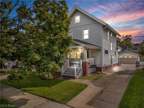1559 Rosewood Avenue Lakewood OH 44107