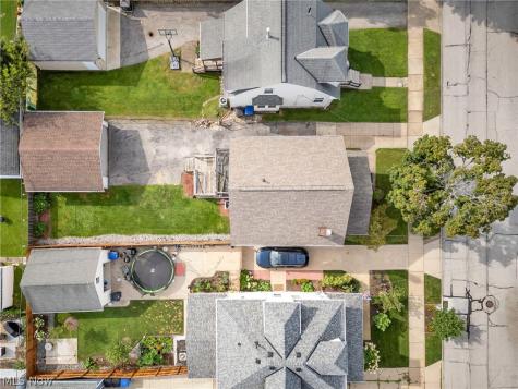 1559 Rosewood Avenue Lakewood OH 44107
