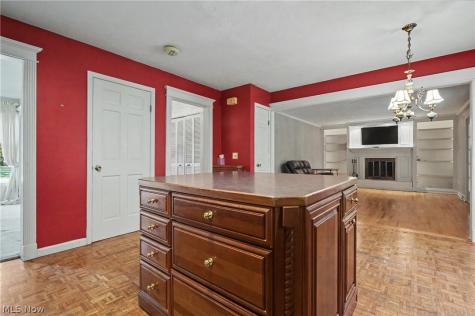 2692 Foxwood Drive Akron OH 44333