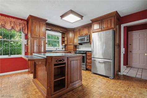 2692 Foxwood Drive Akron OH 44333