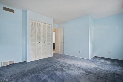 2692 Foxwood Drive Akron OH 44333