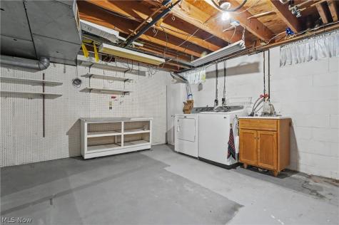 2692 Foxwood Drive Akron OH 44333