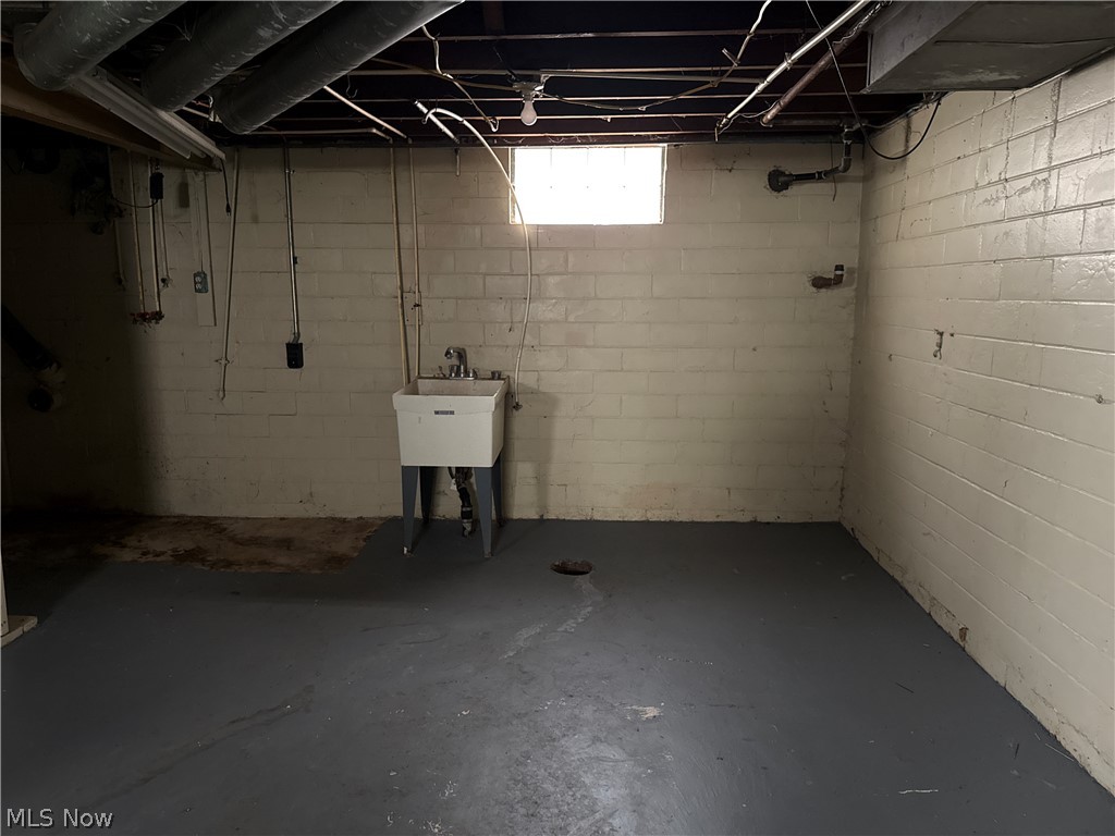 3021 Windsor Place SW Canton OH 44710