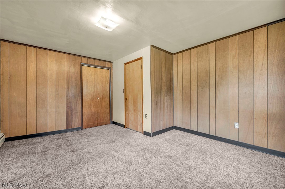 2131 Overland Avenue NE Warren OH 44483