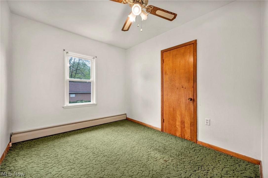 2131 Overland Avenue NE Warren OH 44483