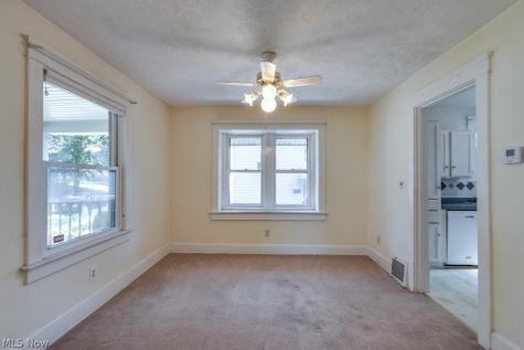 55 Akers Avenue Akron OH 44312