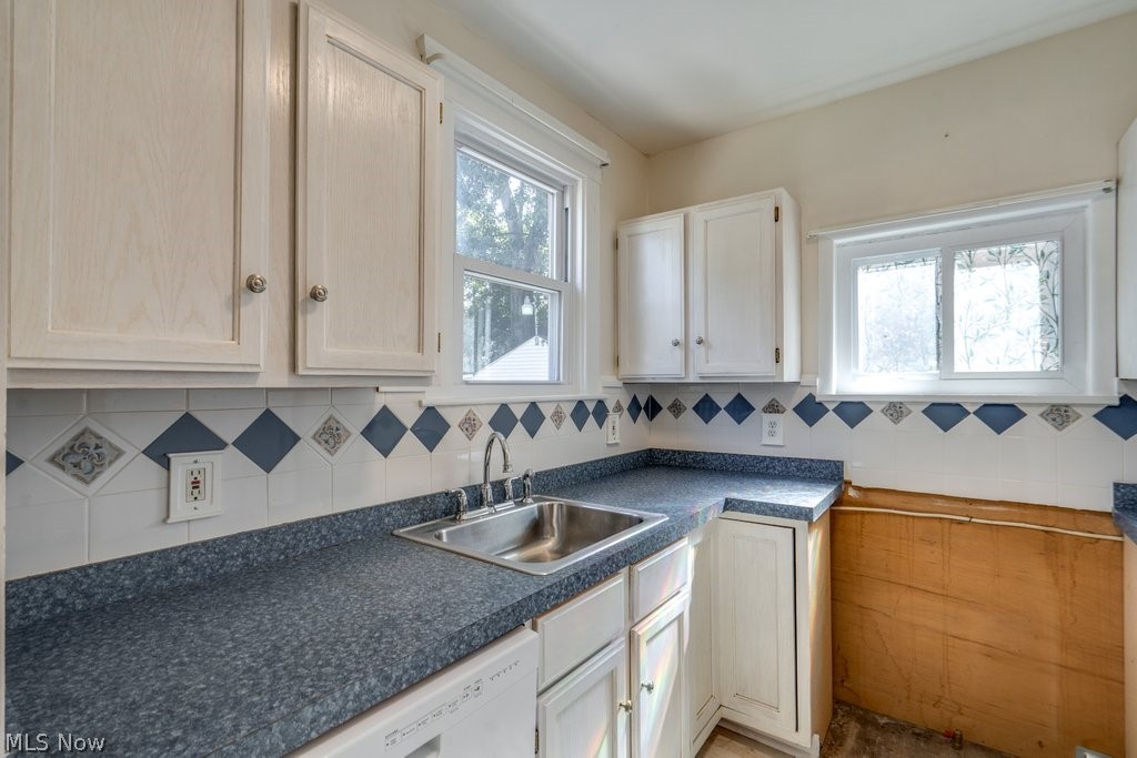 55 Akers Avenue Akron OH 44312