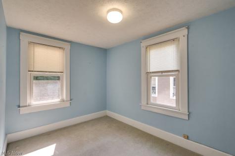 55 Akers Avenue Akron OH 44312