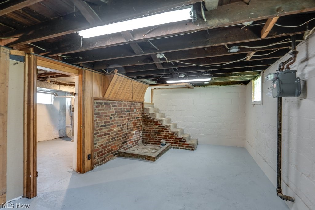 55 Akers Avenue Akron OH 44312