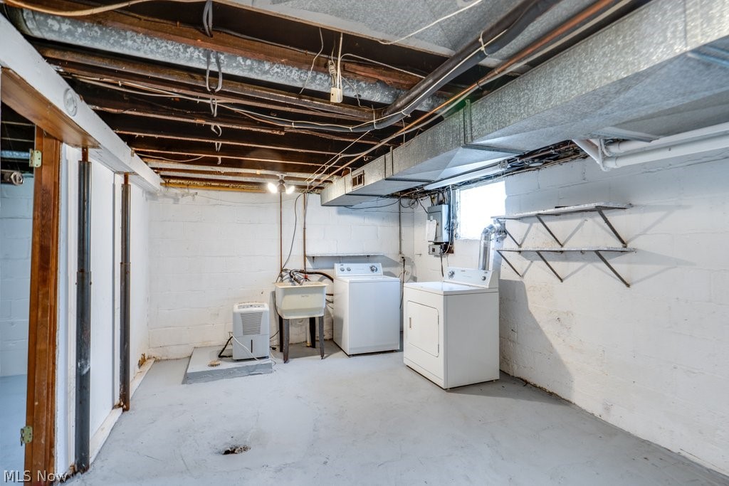 55 Akers Avenue Akron OH 44312