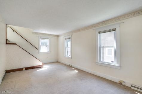 55 Akers Avenue Akron OH 44312