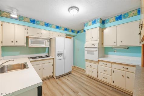 82 Barberry Drive Berea OH 44017