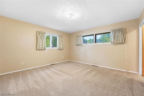 82 Barberry Drive Berea OH 44017