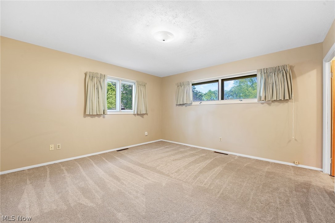 82 Barberry Drive Berea OH 44017
