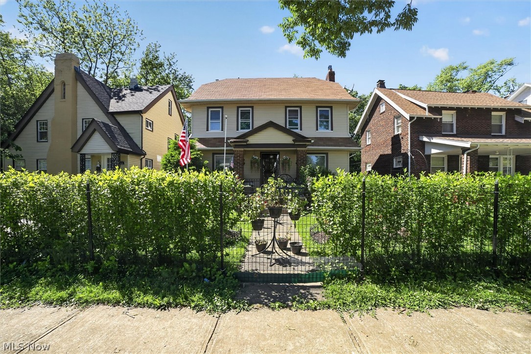 1066 Nela View Road Cleveland Heights OH 44112