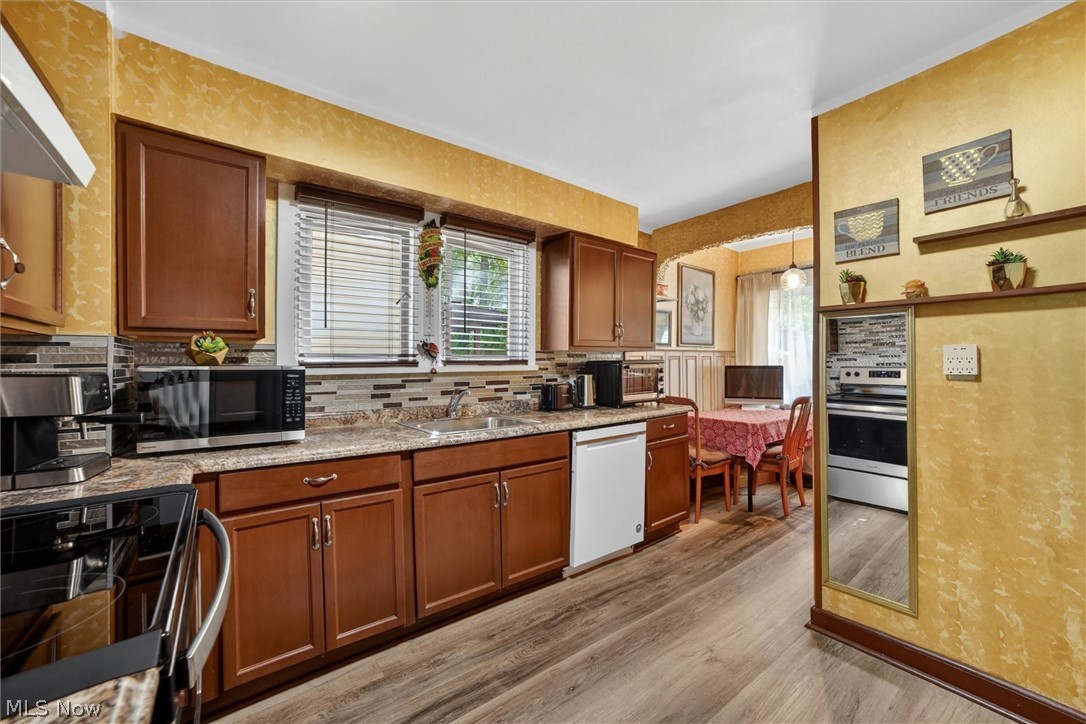1066 Nela View Road Cleveland Heights OH 44112