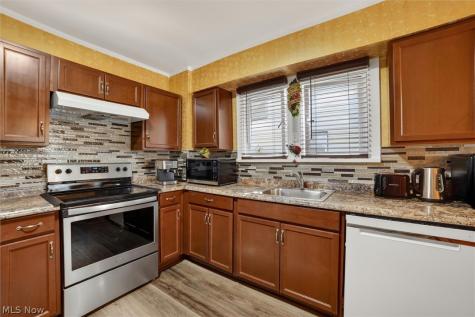 1066 Nela View Road Cleveland Heights OH 44112