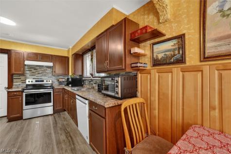 1066 Nela View Road Cleveland Heights OH 44112