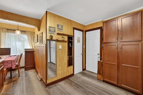 1066 Nela View Road Cleveland Heights OH 44112