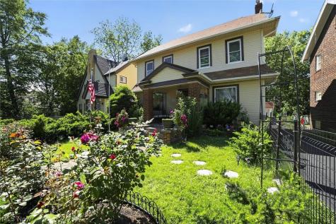 1066 Nela View Road Cleveland Heights OH 44112