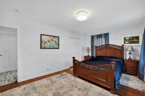 1066 Nela View Road Cleveland Heights OH 44112
