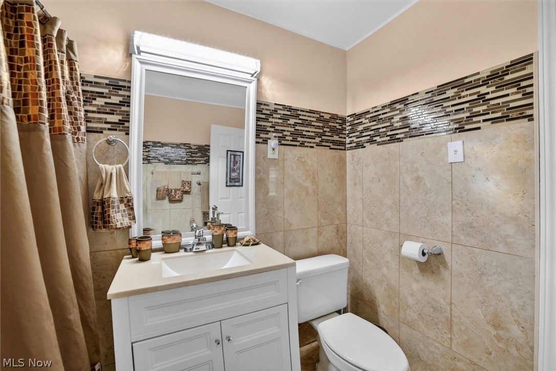 1066 Nela View Road Cleveland Heights OH 44112