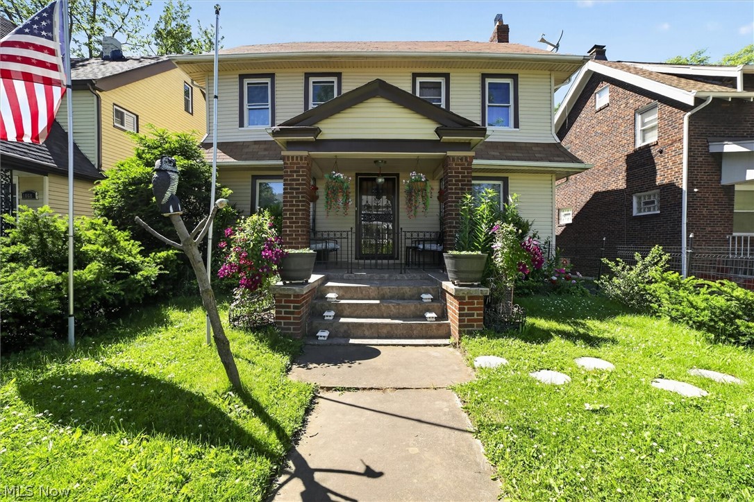 1066 Nela View Road Cleveland Heights OH 44112