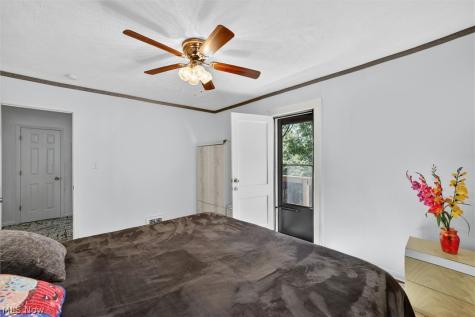 1066 Nela View Road Cleveland Heights OH 44112