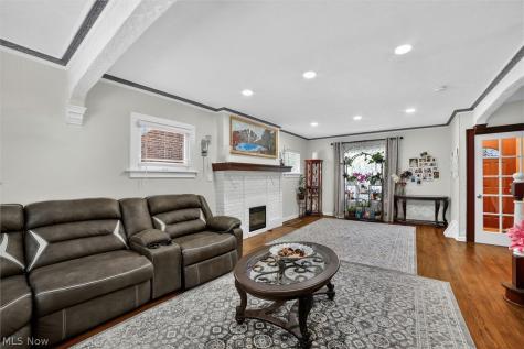 1066 Nela View Road Cleveland Heights OH 44112