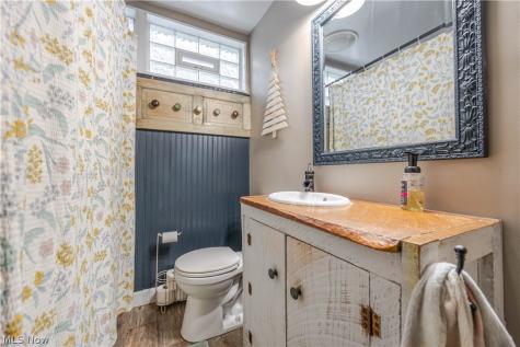 1156 Sunset Road Mayfield Heights OH 44124