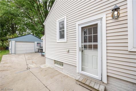 1156 Sunset Road Mayfield Heights OH 44124