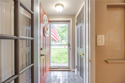 1156 Sunset Road Mayfield Heights OH 44124