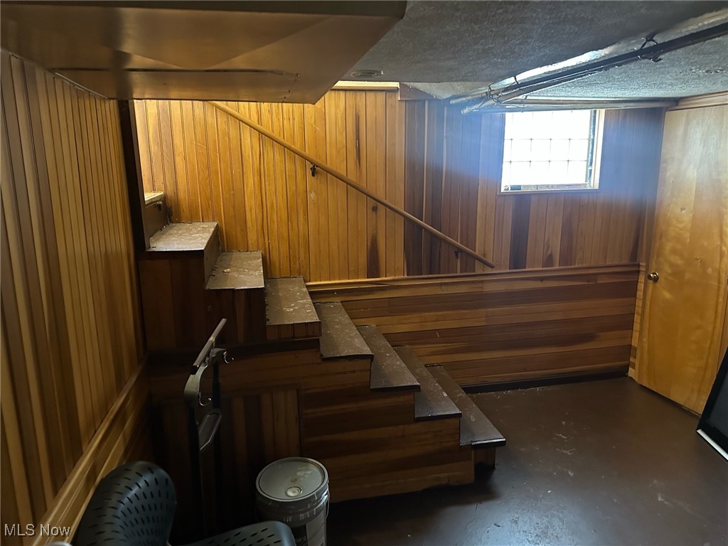 518 Schiller Avenue Akron OH 44310