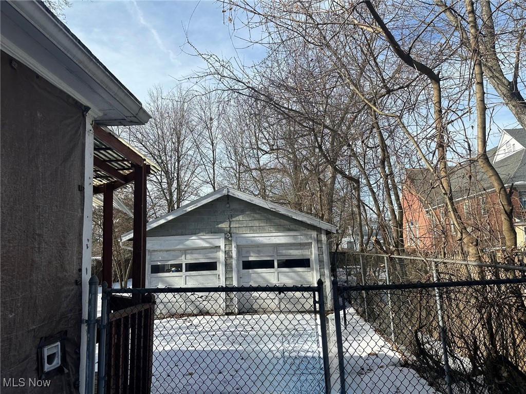 518 Schiller Avenue Akron OH 44310