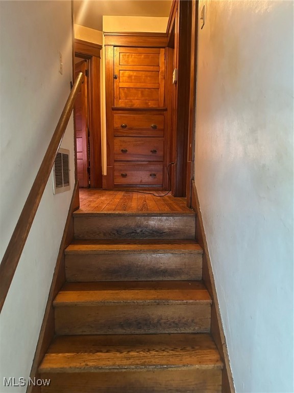 518 Schiller Avenue Akron OH 44310