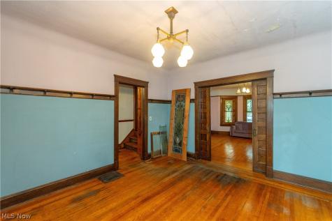2212 Bellfield Avenue Cleveland Heights OH 44106