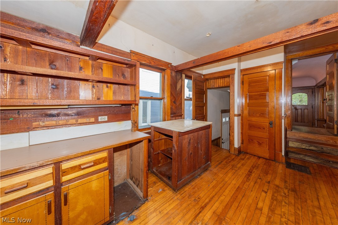 2212 Bellfield Avenue Cleveland Heights OH 44106
