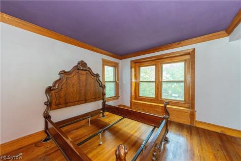 2212 Bellfield Avenue Cleveland Heights OH 44106