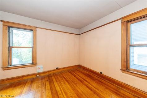 2212 Bellfield Avenue Cleveland Heights OH 44106