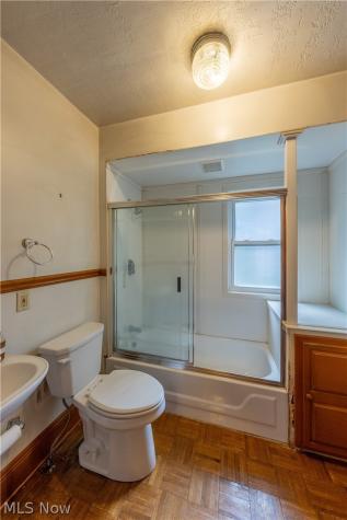 2212 Bellfield Avenue Cleveland Heights OH 44106