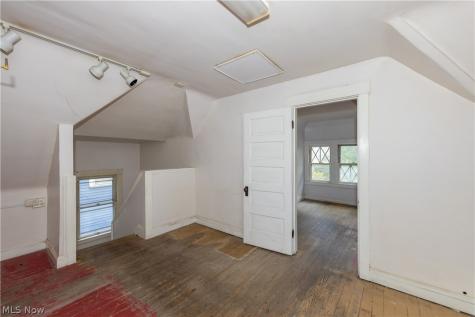 2212 Bellfield Avenue Cleveland Heights OH 44106