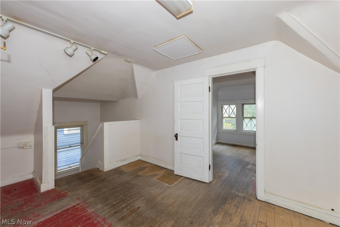 2212 Bellfield Avenue Cleveland Heights OH 44106