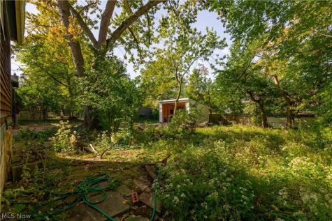 2212 Bellfield Avenue Cleveland Heights OH 44106