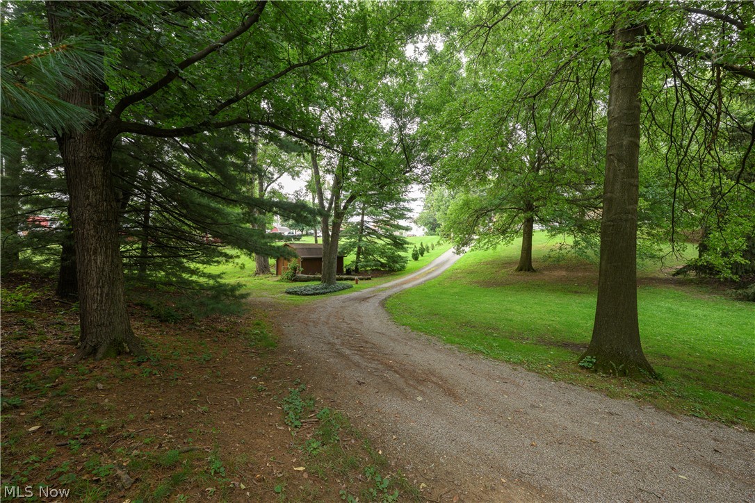 962 Shane Drive SW Sugarcreek OH 44681