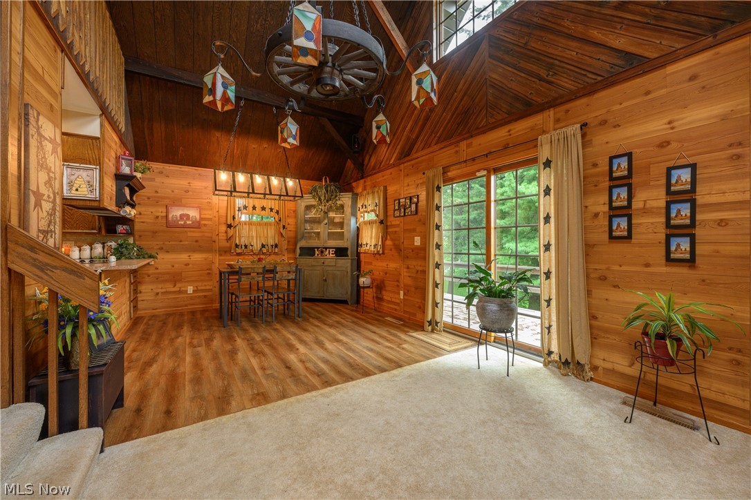 962 Shane Drive SW Sugarcreek OH 44681