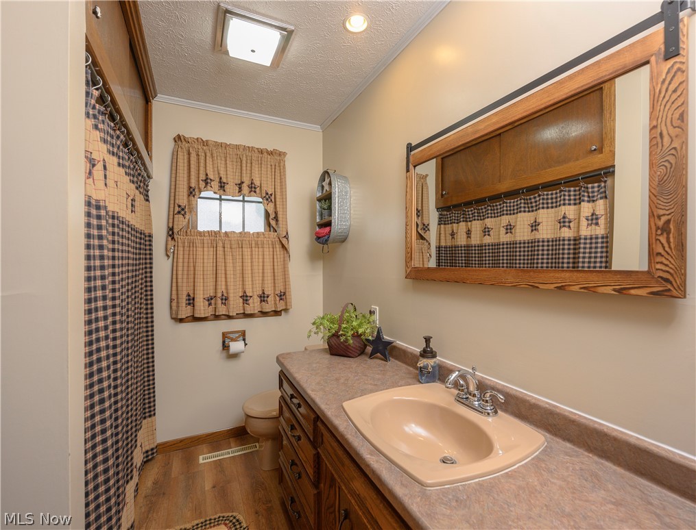 962 Shane Drive SW Sugarcreek OH 44681