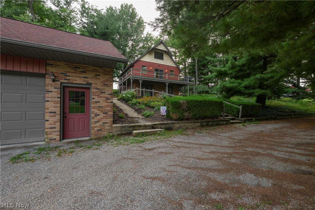 962 Shane Drive SW Sugarcreek OH 44681