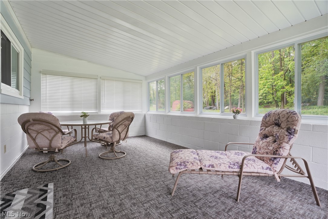 5912 Woodward Drive Akron OH 44319