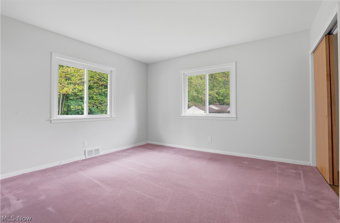5912 Woodward Drive Akron OH 44319