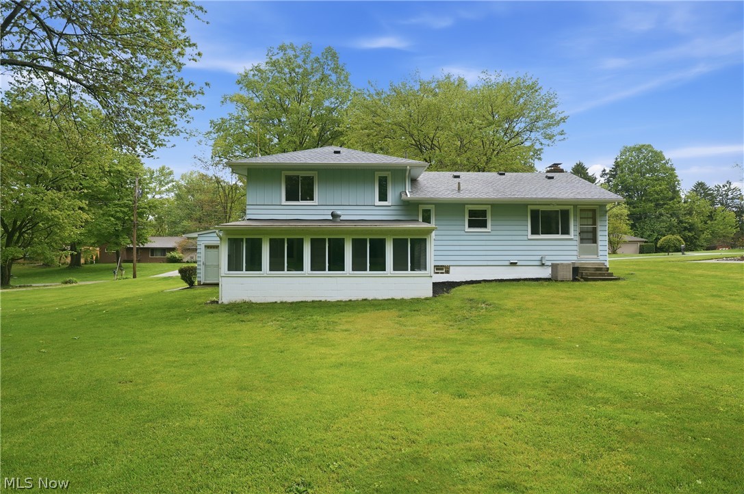 5912 Woodward Drive Akron OH 44319